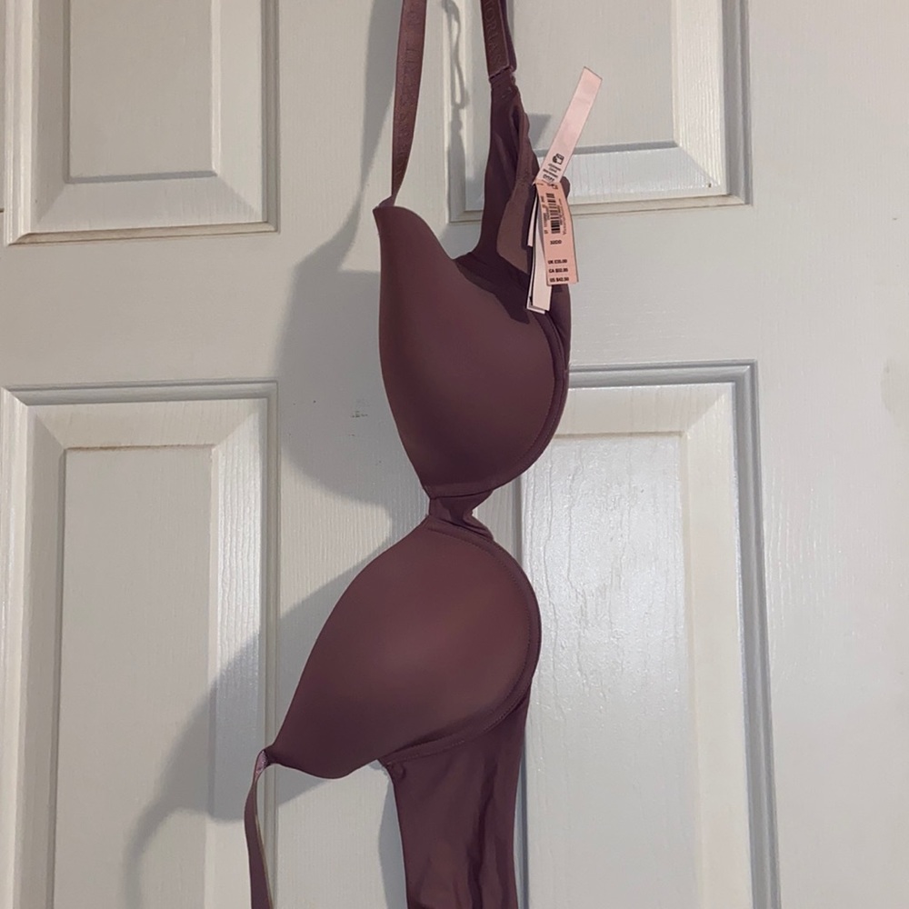 BRAND NEW!! Victoria’s Secret Bra
